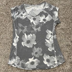 Nike Miler short sleeve shirt size medium